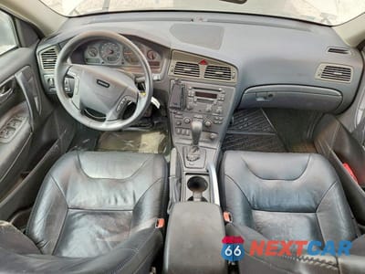 Zdjęcie 8 z 12 samochodu: 2002 VOLV V70 VIN:YV1SZ58D521057384 - miniatura