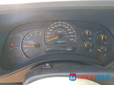 Zdjęcie 9 z 13 samochodu: 2004 GMC YUKON XL K1500 VIN:1GKFK16Z14J182537 - miniatura
