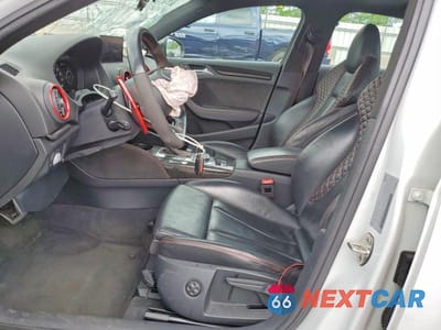 Zdjęcie 7 z 12 samochodu: 2018 AUDI RS3 VIN:WUABWGFF9J1905864 - miniatura