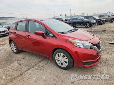 Czwarte zdjęcie samochodu z boku: 2019 NISSAN VERSA NOTE SV VIN:3N1CE2CP2KL357823 - miniatura