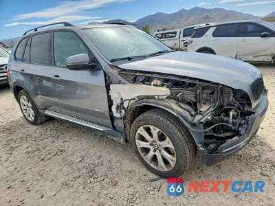 Czwarte zdjęcie samochodu z boku: 2009 BMW X5 XDRIVE48I VIN:5UXFE83549L168848 - miniatura