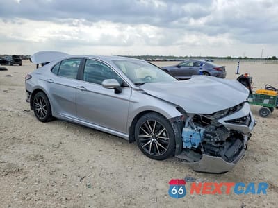 Czwarte zdjęcie samochodu z boku: 2024 TOYOTA CAMRY SE VIN:4T1G11AKXRU849801 - miniatura