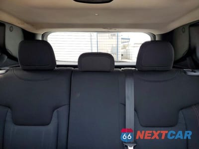 Zdjęcie 10 z 13 samochodu: 2015 JEEP RENEGADE TRAILHAWK VIN:ZACCJBCTXFPC31826 - miniatura
