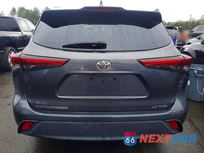 Zdjęcie 6 z 11 samochodu: 2021 TOYOTA HIGHLANDER LE VIN:5TDBZRBHXMS528606 - miniatura