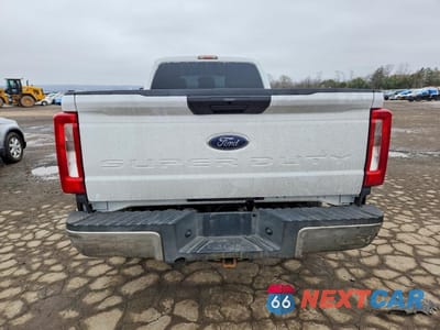 Zdjęcie 6 z 11 samochodu: 2011 FORD F350 SUPER DUTY VIN:1FT8W3BT7BEC56099 - miniatura