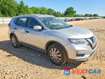 Czwarte zdjęcie samochodu z boku: 2019 NISSAN ROGUE S VIN:5N1AT2MT9KC811918 - miniatura