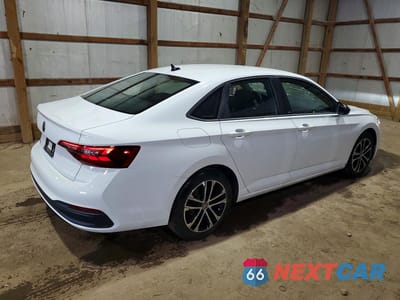 Trzecie zdjęcie samochodu z tyłu: 2024 VOLKSWAGEN JETTA SPORT VIN:3VWBM7BU7RM085755 - miniatura