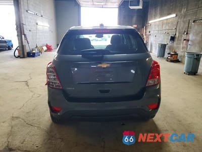 Zdjęcie 6 z 13 samochodu: 2019 CHEVROLET TRAX LS VIN:3GNCJKSB2KL403270 - miniatura