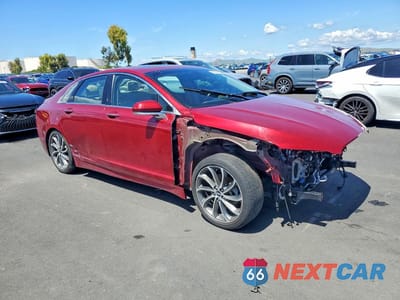 Czwarte zdjęcie samochodu z boku: 2019 LINCOLN MKZ RESERVE I VIN:3LN6L5LU3KR605643 - miniatura