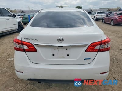 Zdjęcie 6 z 11 samochodu: 2014 NISSAN SENTRA S VIN:3N1AB7AP2EL630215 - miniatura