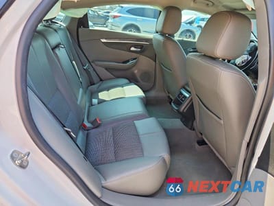 Zdjęcie 10 z 13 samochodu: 2018 CHEVROLET IMPALA LT VIN:2G1105S32J9130077 - miniatura