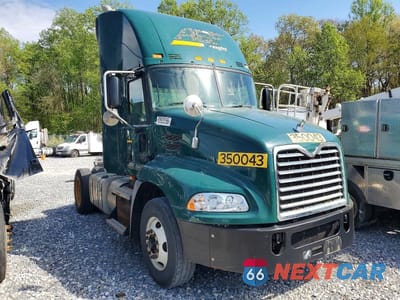 2016 MACK 600 CXU600 - SEMI TRUCK 1M1AW01XXGM007989 - główne zdjęcie licytacji z USA - miniatura