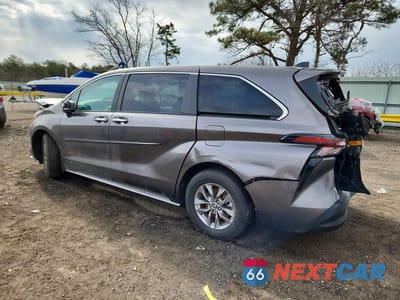 Drugie zdjęcie samochodu z przodu: 2024 TOYOTA SIENNA XLE 7-PASSENGER VIN:5TDYSKFCXRS121462 - miniatura