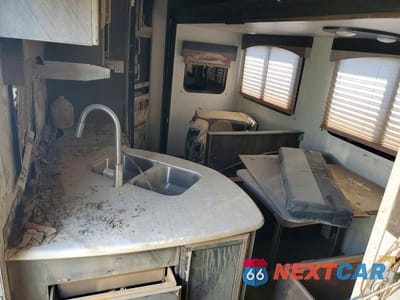Zdjęcie 6 z 10 samochodu: 2019 STARCRAFT TELLURIDE CAMPER VIN:1SACS0BS1K2FA5079 - miniatura