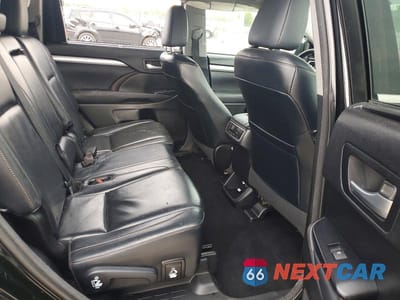Zdjęcie 11 z 13 samochodu: 2015 TOYOTA HIGHLANDER XLE VIN:5TDJKRFH2FS207978 - miniatura