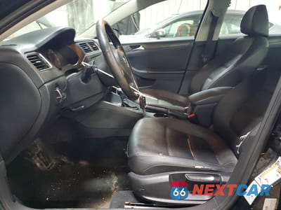 Zdjęcie 7 z 12 samochodu: 2011 VOLKSWAGEN JETTA SE VIN:3VWDX7AJ7BM318546 - miniatura