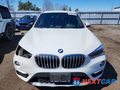 Piąte zdjęcie samochodu w środku: 2018 BMW X1 XDRIVE28I VIN:WBXHT3C31J5L25605 - miniatura