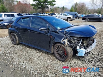Czwarte zdjęcie samochodu z boku: 2024 TOYOTA GR COROLLA PREMIUM VIN:JTNABAAEXRA008625 - miniatura