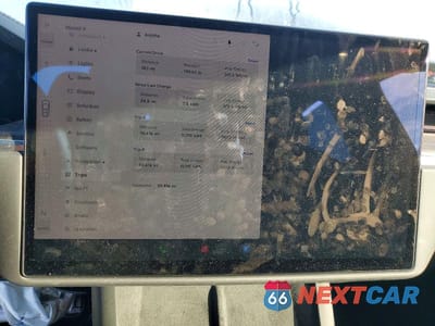 Zdjęcie 9 z 14 samochodu: 2023 TESLA MODEL X VIN:7SAXCDE59PF430870 - miniatura