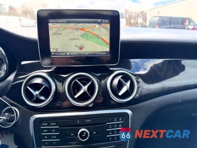 Zdjęcie 7 z 12 samochodu: 2016 MERCEDES-BENZ CLA 250 4MATIC VIN:WDDSJ4GB7GN312016 - miniatura