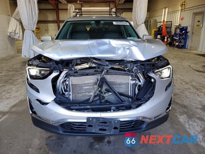 Piąte zdjęcie samochodu w środku: 2019 GMC TERRAIN SLT VIN:3GKALVEX3KL133943 - miniatura