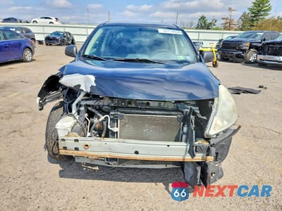 Piąte zdjęcie samochodu w środku: 2014 NISSAN VERSA 1.6 S VIN:3N1CN7AP2EL814358 - miniatura