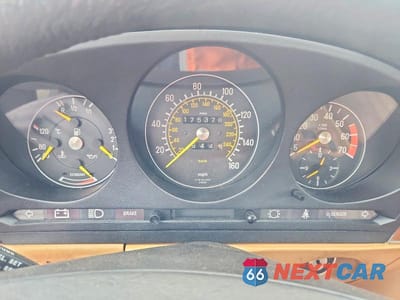 Zdjęcie 9 z 12 samochodu: 1984 MERCEDES-BENZ 380 SL VIN:WDBBA45A0EA012826 - miniatura