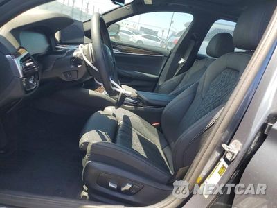 Zdjęcie 7 z 12 samochodu: 2022 BMW 530 I VIN:WBA53BH0XNWX57986 - miniatura