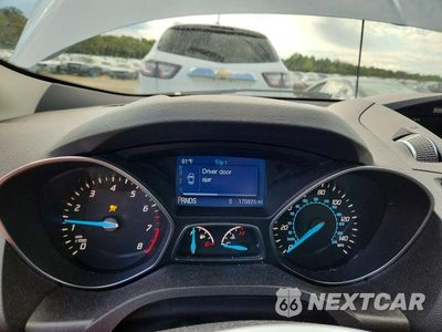 Zdjęcie 9 z 13 samochodu: 2015 FORD ESCAPE SE VIN:1FMCU0G75FUB78505 - miniatura