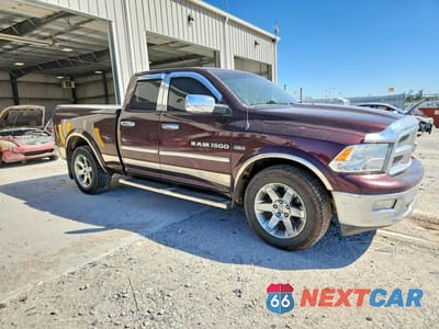 Czwarte zdjęcie samochodu z boku: 2012 DODGE RAM 1500 LARAMIE VIN:1C6RD7JT9CS147544 - miniatura
