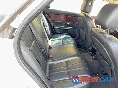 Zdjęcie 6 z 10 samochodu: 2013 JAGUAR XJ VIN:SAJWJ1CD7D8V49599 - miniatura