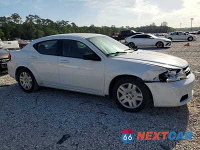 Czwarte zdjęcie samochodu z boku: 2013 DODGE AVENGER SE VIN:1C3CDZAB1DN541125 - miniatura