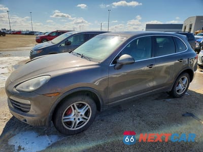 2012 PORSCHE CAYENNE WP1AA2A21CLA00796 - główne zdjęcie licytacji z USA - miniatura