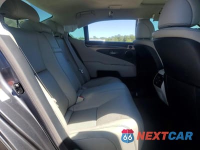 Zdjęcie 10 z 12 samochodu: 2015 LEXUS LS 460 VIN:JTHBL5EF7F5138302 - miniatura