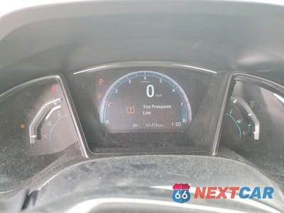 Zdjęcie 9 z 12 samochodu: 2018 HONDA CIVIC EX VIN:SHHFK7H5XJU430195 - miniatura