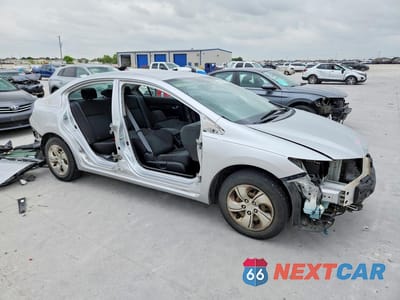 Czwarte zdjęcie samochodu z boku: 2014 HONDA CIVIC LX VIN:19XFB2F54EE030166 - miniatura