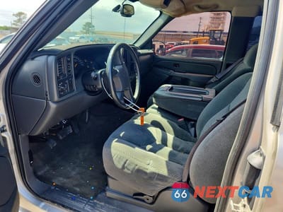 Zdjęcie 7 z 12 samochodu: 2005 CHEVROLET SILVERADO K1500 VIN:1GCEK19V95Z104784 - miniatura