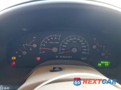 Zdjęcie 9 z 12 samochodu: 2003 FORD EXPEDITION XLT VIN:1FMPU16LX3LB65613 - miniatura