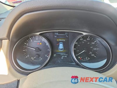 Zdjęcie 9 z 13 samochodu: 2014 NISSAN ROGUE SV VIN:5N1AT2MT6EC835730 - miniatura