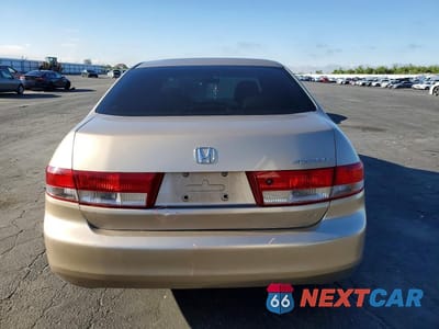 Zdjęcie 6 z 12 samochodu: 2004 HONDA ACCORD LX VIN:1HGCM55394A125047 - miniatura
