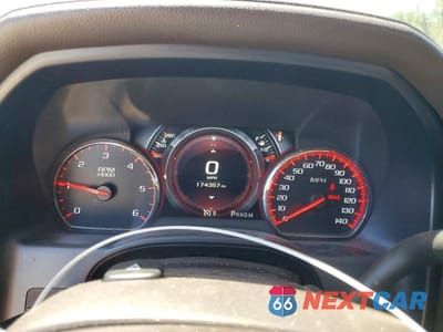 Zdjęcie 9 z 13 samochodu: 2015 GMC SIERRA K1500 DENALI VIN:3GTU2WEC6FG251563 - miniatura