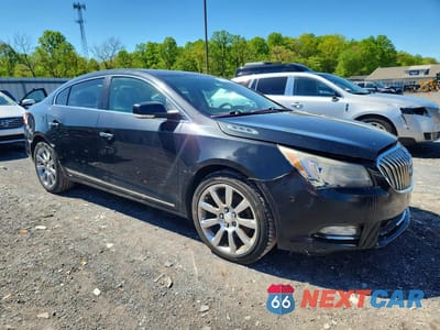 Czwarte zdjęcie samochodu z boku: 2014 BUICK LACROSSE VIN:1G4GB5G36EF104286 - miniatura