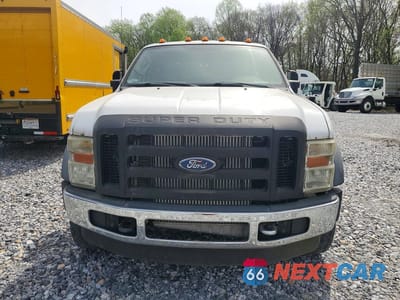Piąte zdjęcie samochodu w środku: 2008 FORD F550 SUPER DUTY VIN:1FDAW56RX8EC66948 - miniatura