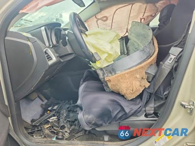 Zdjęcie 7 z 13 samochodu: 2013 CHEVROLET EQUINOX LT VIN:2GNFLEEK3D6204465 - miniatura