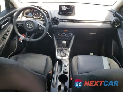 Zdjęcie 8 z 12 samochodu: 2019 TOYOTA YARIS L VIN:3MYDLBYV8KY512510 - miniatura