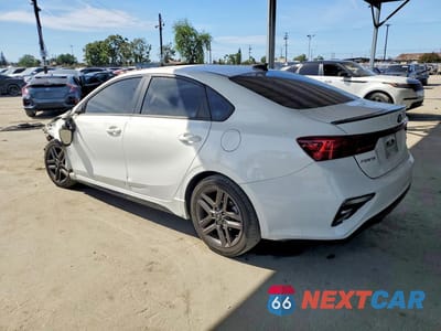 Drugie zdjęcie samochodu z przodu: 2021 KIA FORTE GT LINE VIN:3KPF34AD9ME318772 - miniatura