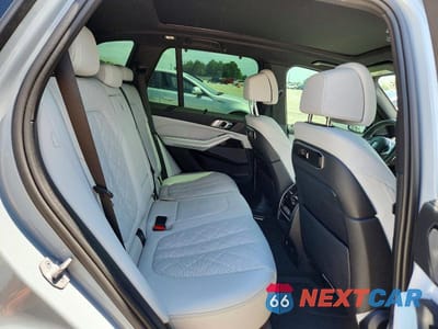 Zdjęcie 11 z 13 samochodu: 2025 BMW X5 XDRIVE40I VIN:5UX23EU01S9W48130 - miniatura