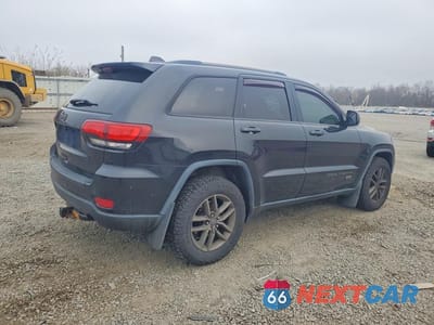 Trzecie zdjęcie samochodu z tyłu: 2016 JEEP GRAND CHEROKEE LAREDO VIN:1C4RJFAGXGC454381 - miniatura