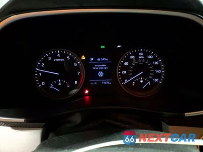 Zdjęcie 9 z 13 samochodu: 2019 HYUNDAI TUCSON VALUE VIN:KM8J3CA42KU985620 - miniatura
