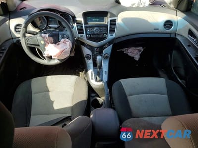 Zdjęcie 8 z 12 samochodu: 2016 CHEVROLET CRUZE LIMITED LS VIN:1G1PC5SH1G7176832 - miniatura